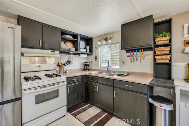 13660 Eastlake Drive, Clearlake