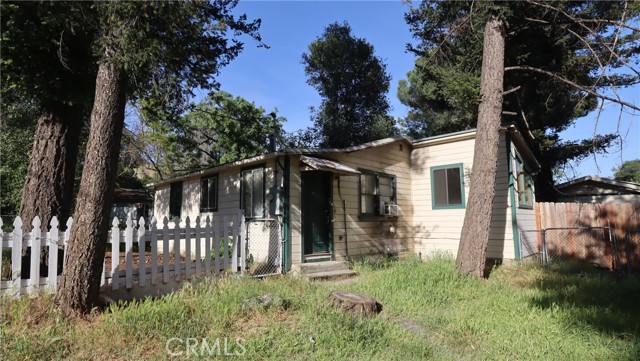 3594 Halika Street, Clearlake