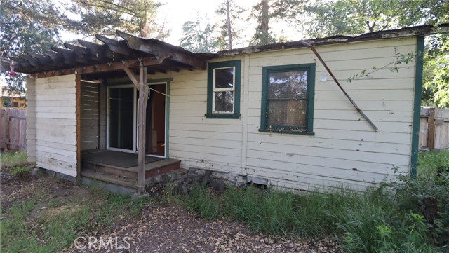 3594 Halika Street, Clearlake