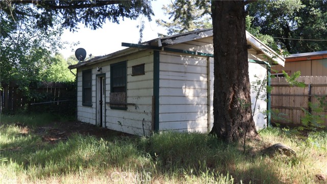 3594 Halika Street, Clearlake