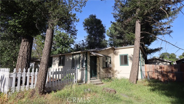 3594 Halika Street, Clearlake