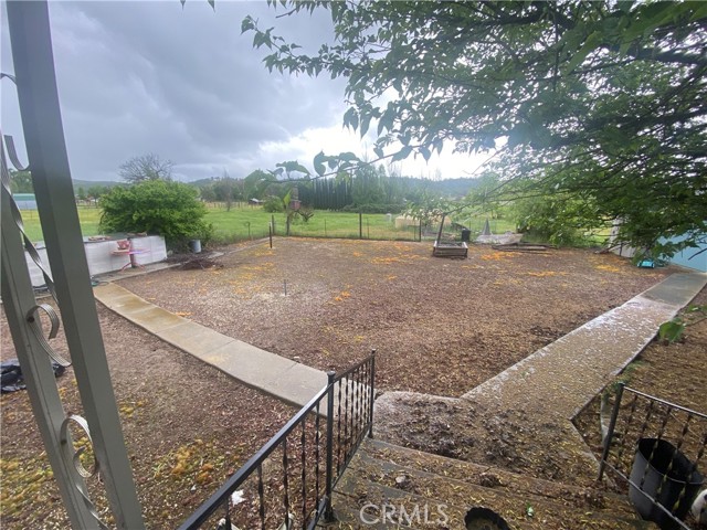 11862 Old Spruce Grove, Lower Lake
