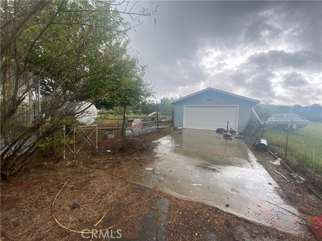 11862 Old Spruce Grove, Lower Lake