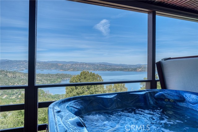8874 Fairway Drive, Kelseyville