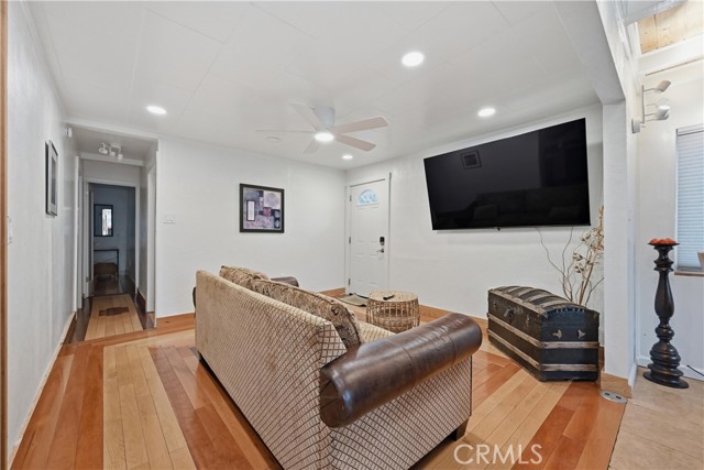 6025 Front, Clearlake