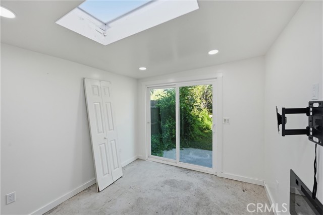 6025 Front, Clearlake