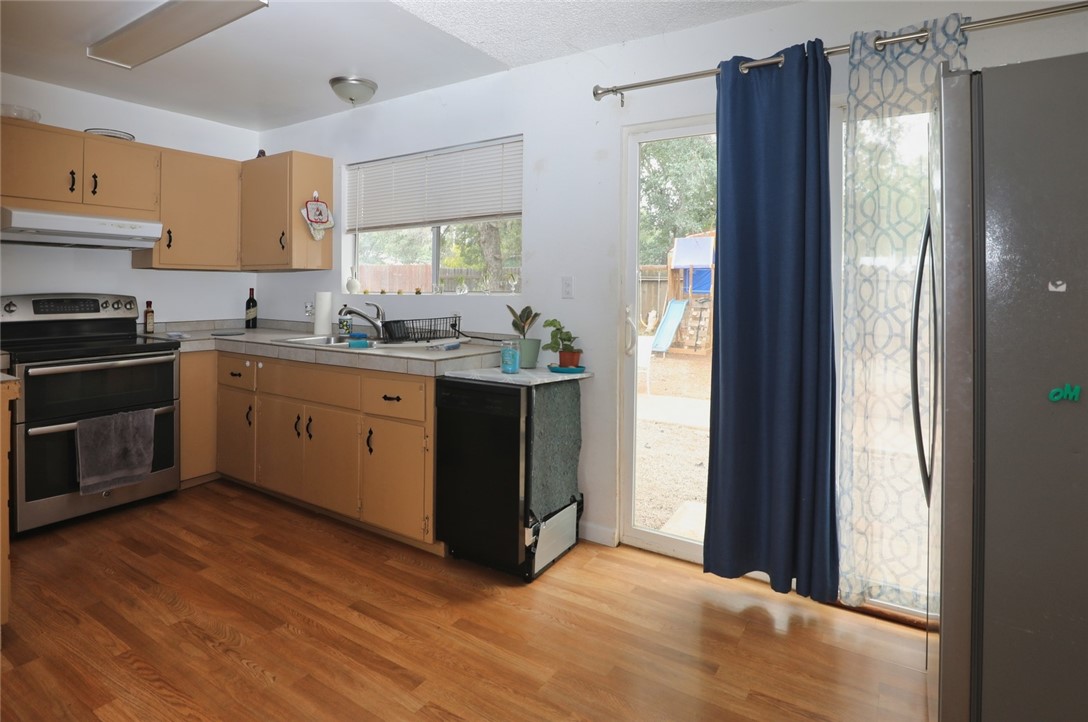 15940 32nd, Clearlake