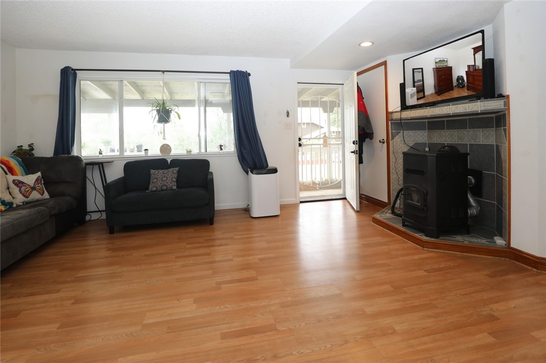 15940 32nd, Clearlake
