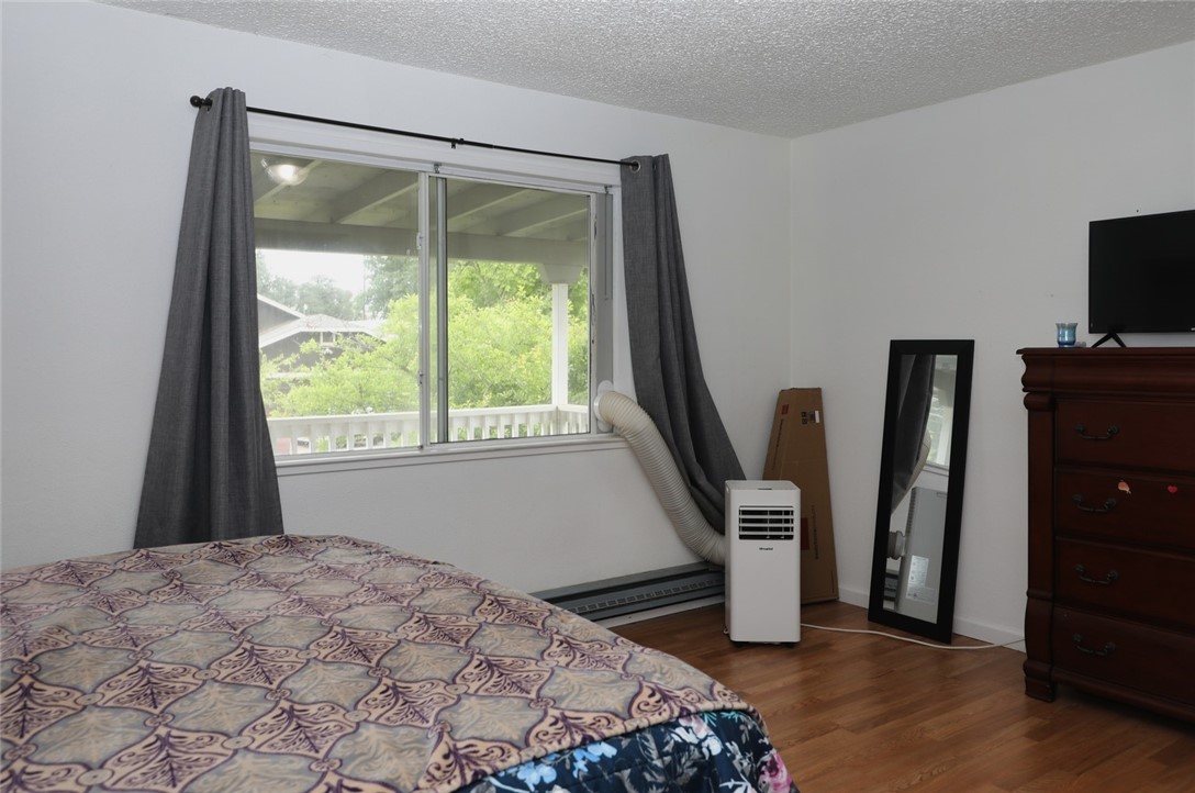 15940 32nd, Clearlake