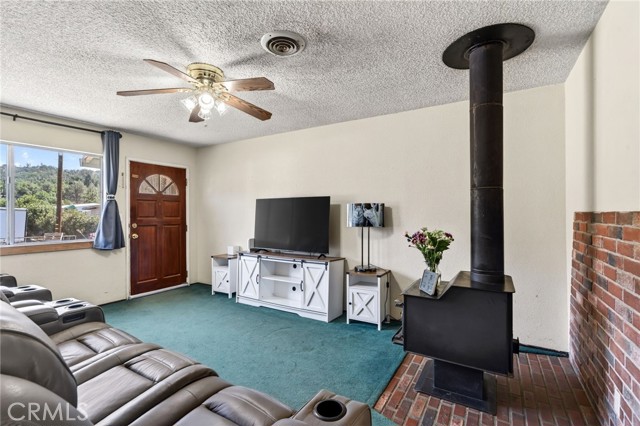 2888 Meadow Creek, Clearlake Oaks