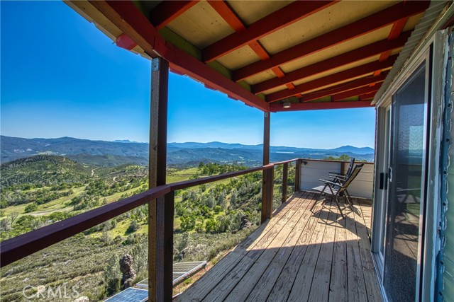 864 Watertrough Road, Clearlake Oaks