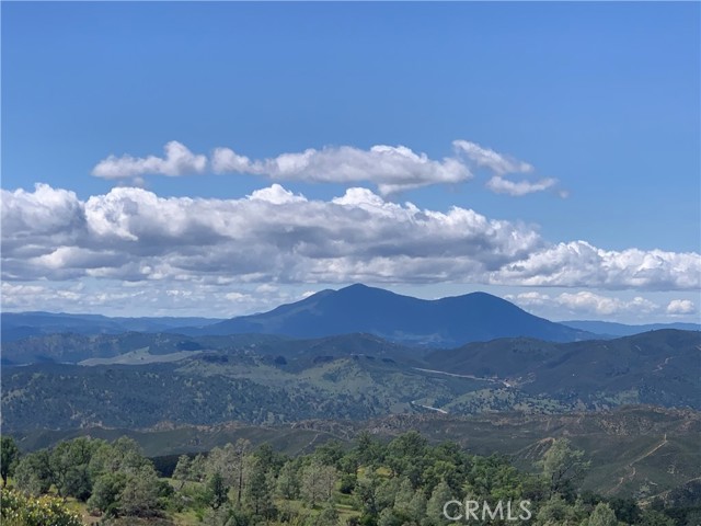 864 Watertrough Road, Clearlake Oaks