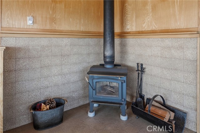12805 Lakeshore Drive, Clearlake