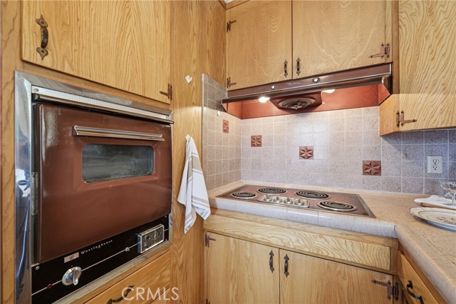 12805 Lakeshore Drive, Clearlake