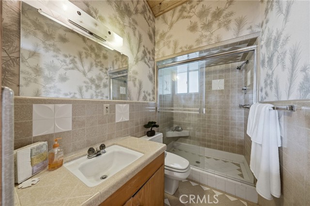 12805 Lakeshore Drive, Clearlake