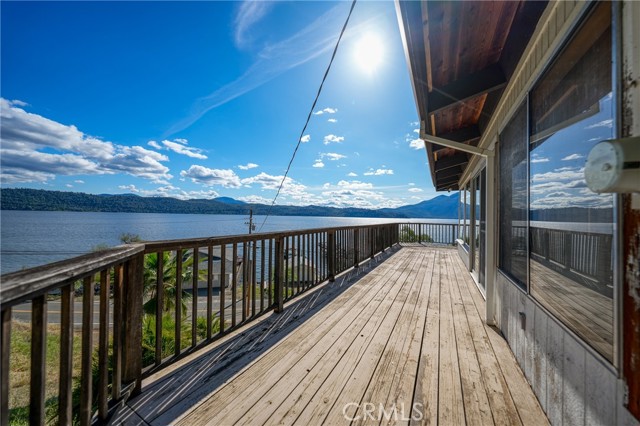 12805 Lakeshore Drive, Clearlake