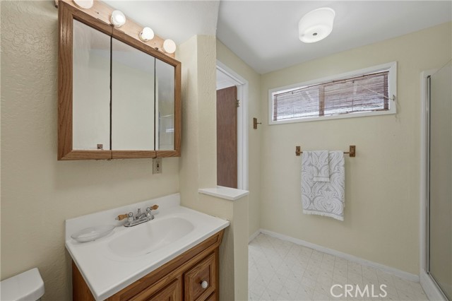 12805 Lakeshore Drive, Clearlake