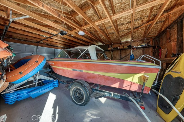 12805 Lakeshore Drive, Clearlake