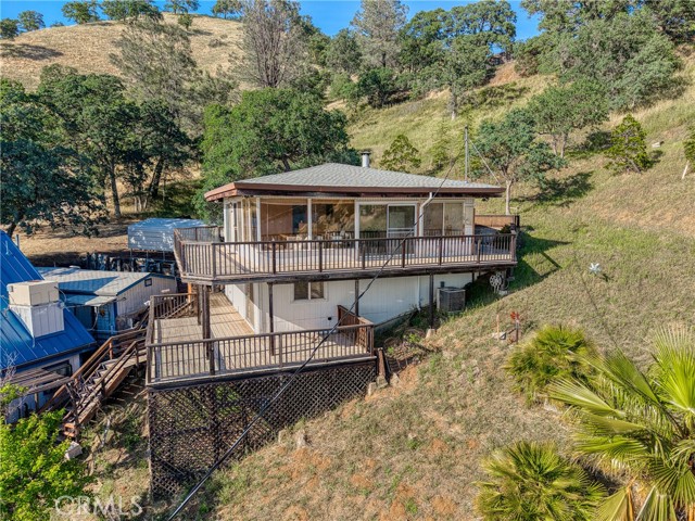 12805 Lakeshore Drive, Clearlake