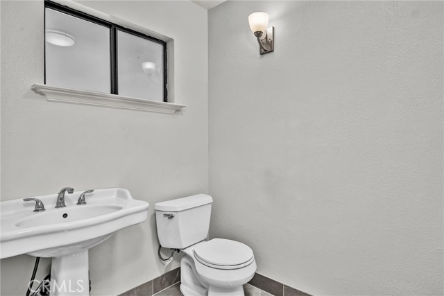 10005 Meadow Drive, Cobb