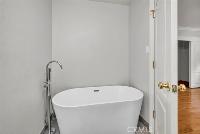 10005 Meadow Drive, Cobb