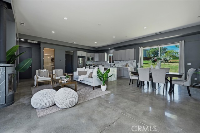 10362 Del Monte, Kelseyville