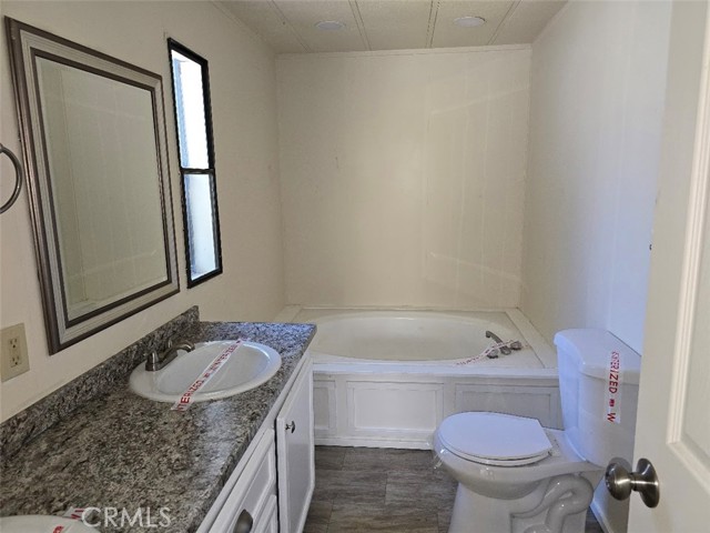 4105 Aztec, Kelseyville