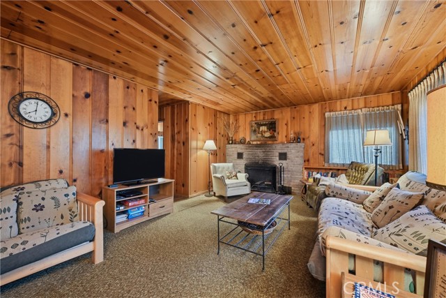 16221 Bottle Rock, Cobb