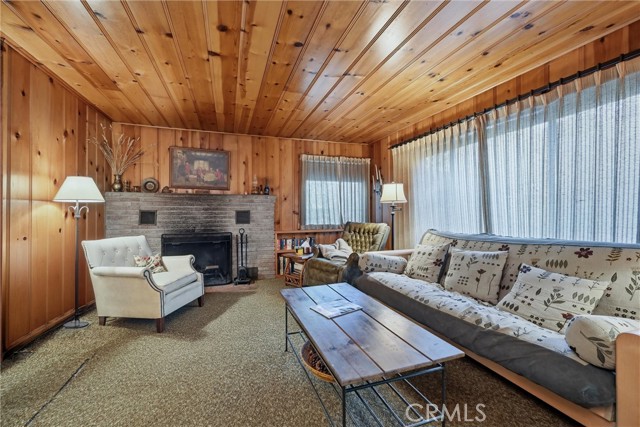 16221 Bottle Rock, Cobb