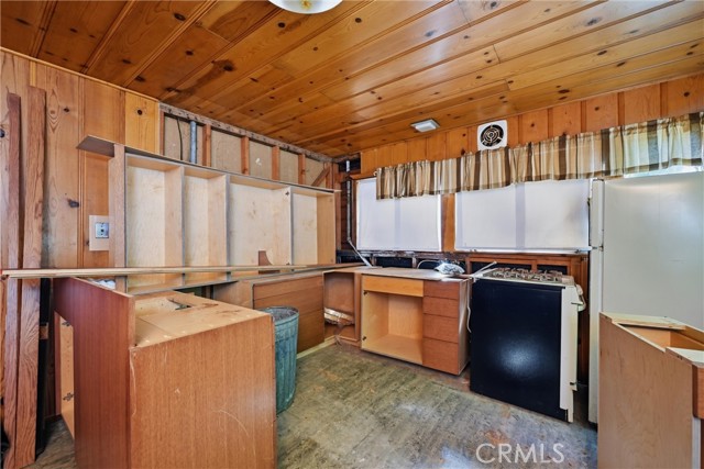 16221 Bottle Rock, Cobb