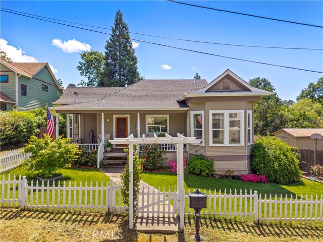355 1st Street, Lakeport