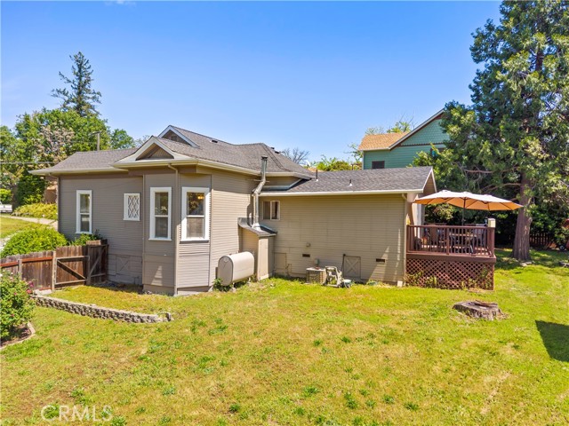 355 1st Street, Lakeport