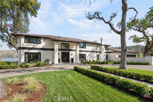 8266 Peninsula, Kelseyville