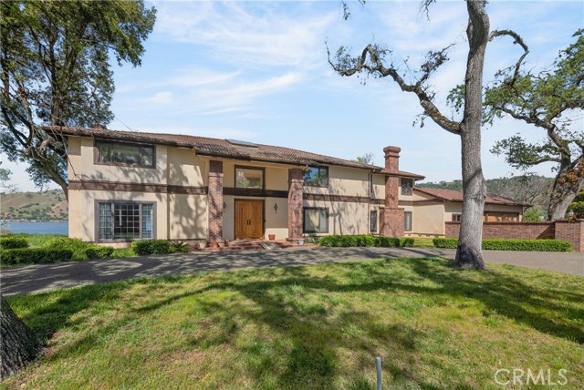 8266 Peninsula, Kelseyville
