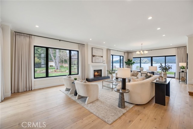 8266 Peninsula, Kelseyville