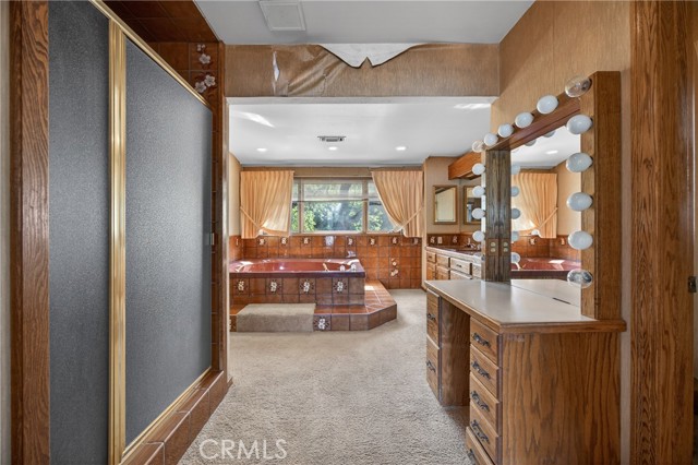 8266 Peninsula, Kelseyville