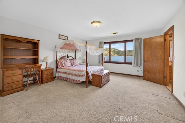 8266 Peninsula, Kelseyville