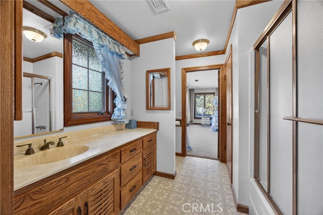 8266 Peninsula, Kelseyville