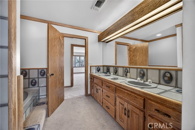 8266 Peninsula, Kelseyville