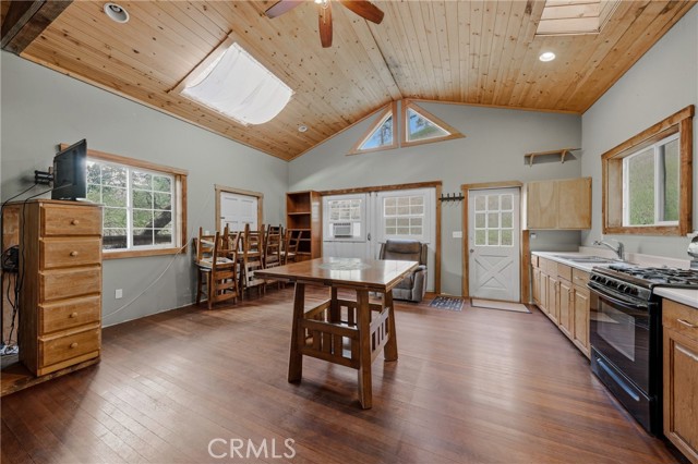 6400 Scotts Valley, Lakeport