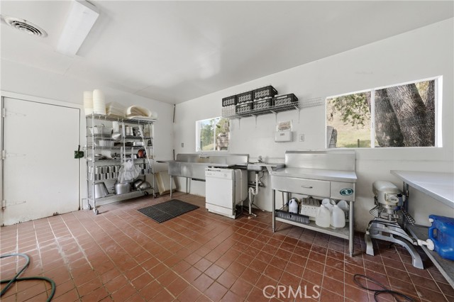 6400 Scotts Valley, Lakeport