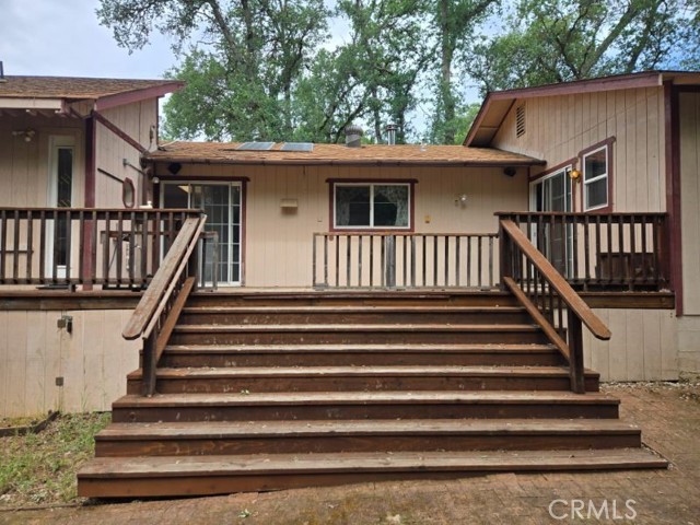 5532 Pine Avenue, Clearlake