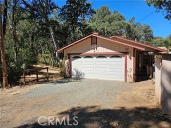 5532 Pine Avenue, Clearlake
