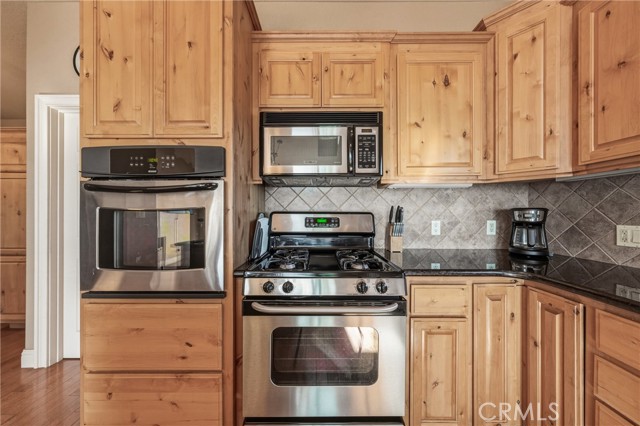 3790 Lakeshore Boulevard, Lakeport