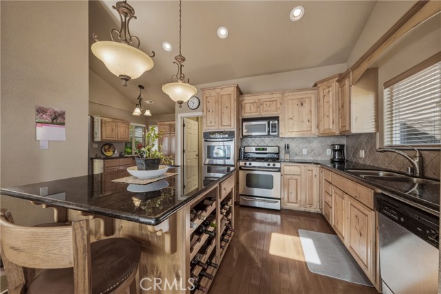 3790 Lakeshore Boulevard, Lakeport