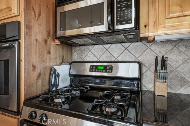 3790 Lakeshore Boulevard, Lakeport