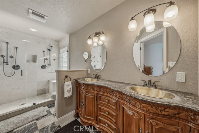 3790 Lakeshore Boulevard, Lakeport