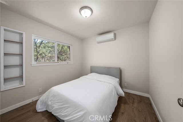 10670 Lakeshore Drive, Clearlake