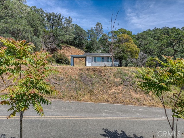 10670 Lakeshore Drive, Clearlake