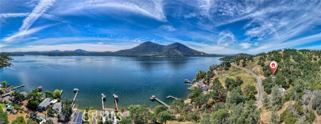 10670 Lakeshore Drive, Clearlake